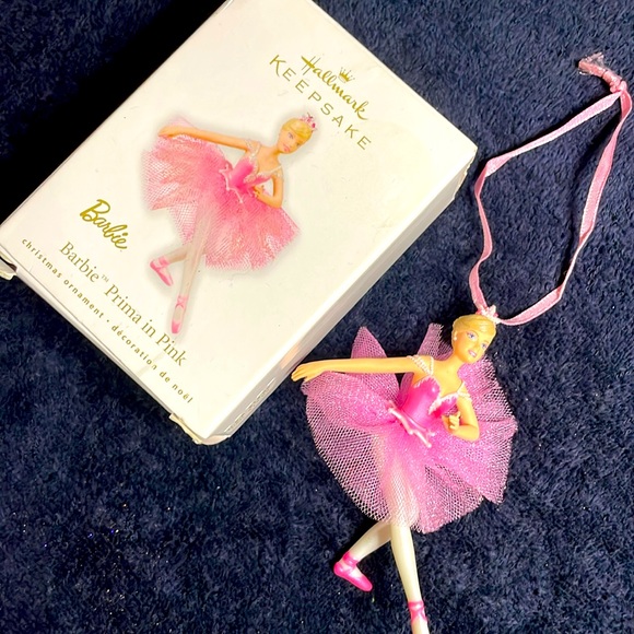Hallmark keepsake Barbie Prima in Pink Christmas ornament. Barbie Ballerina 2010 - Picture 1 of 16
